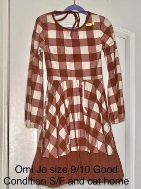 Well Dressed Wolf/omi Jo Cream & dark Red Plaid Knit Dress